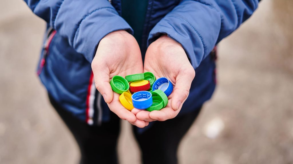 Raccolta differenziata tappi multe_Donnaclick