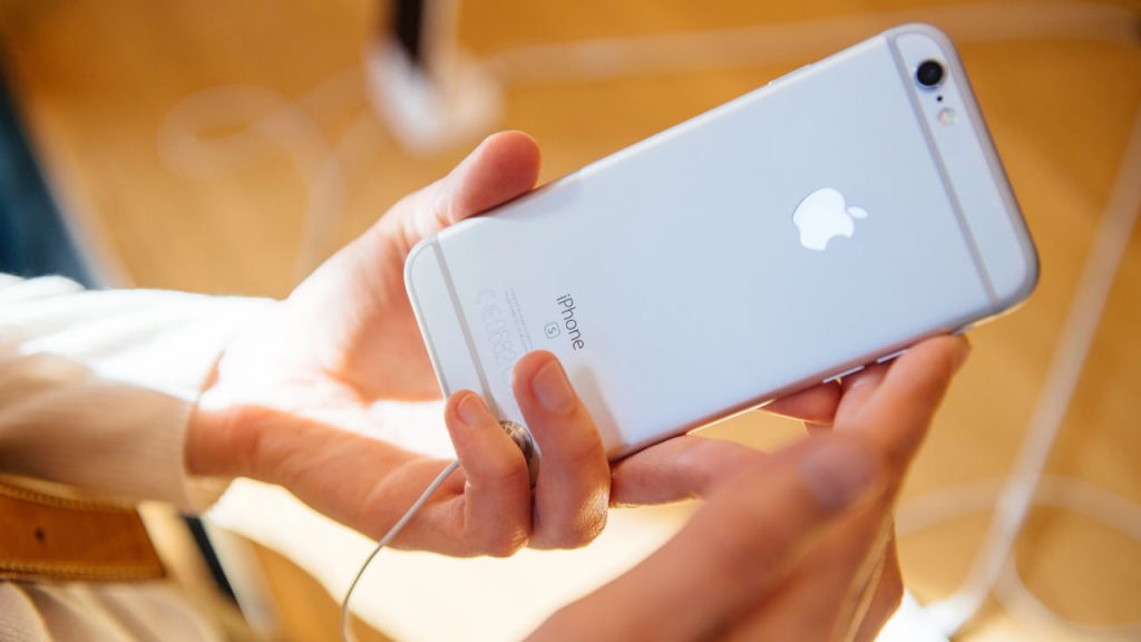 Iphone difficile spegnere sveglia mattino_Donnaclick