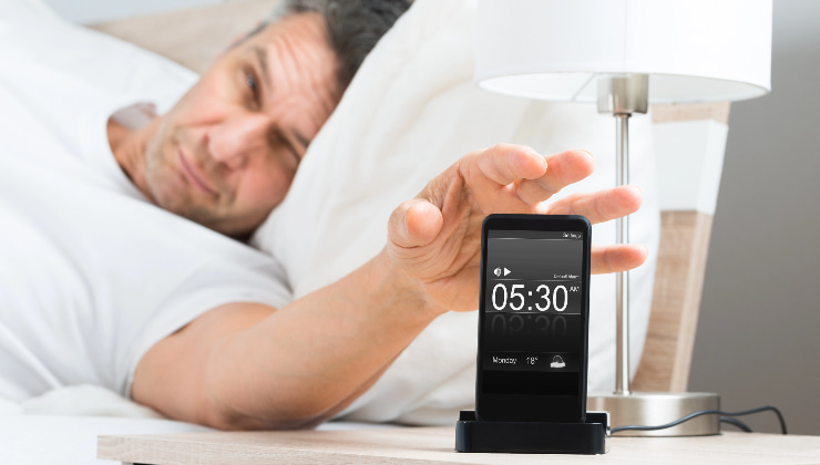 iPhone difficile spegnere sveglia mattino_Donnaclick