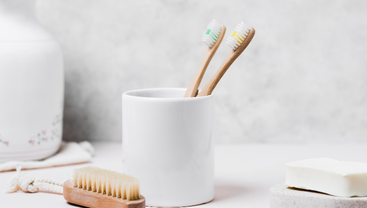 Oggetti pericolosi casa porta-spazzolino_Donnaclick