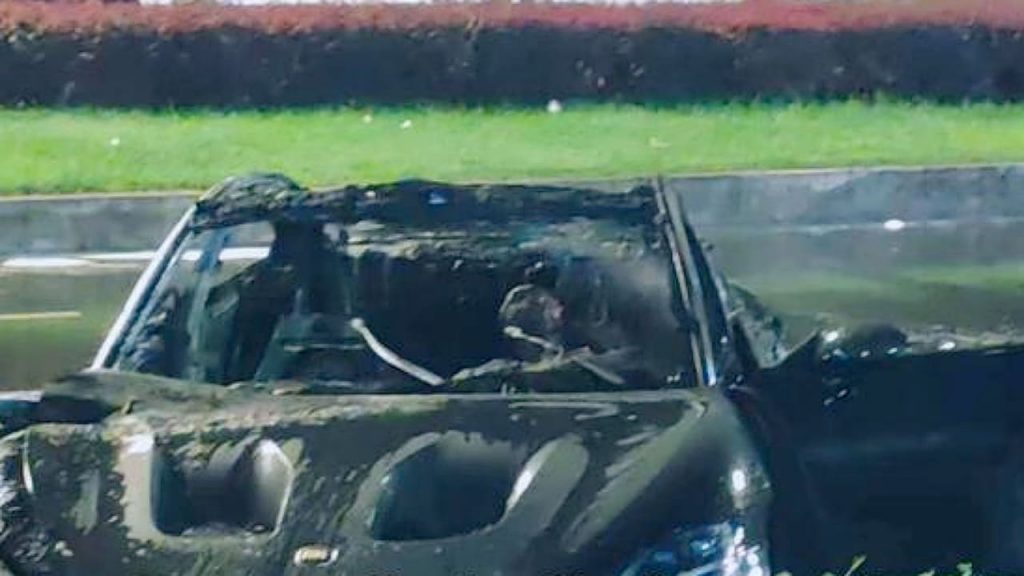 Auto elettrica Xiaomi prende fuoco_Donnaclick