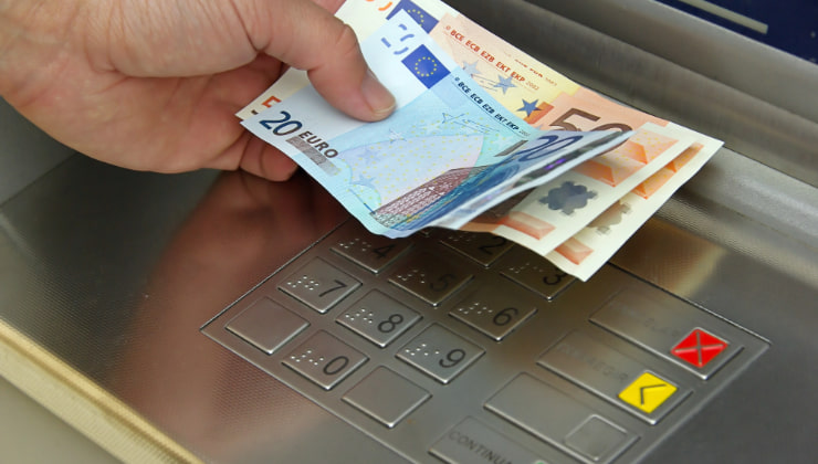 Legge elimina commissioni bancomat_Donnaclick