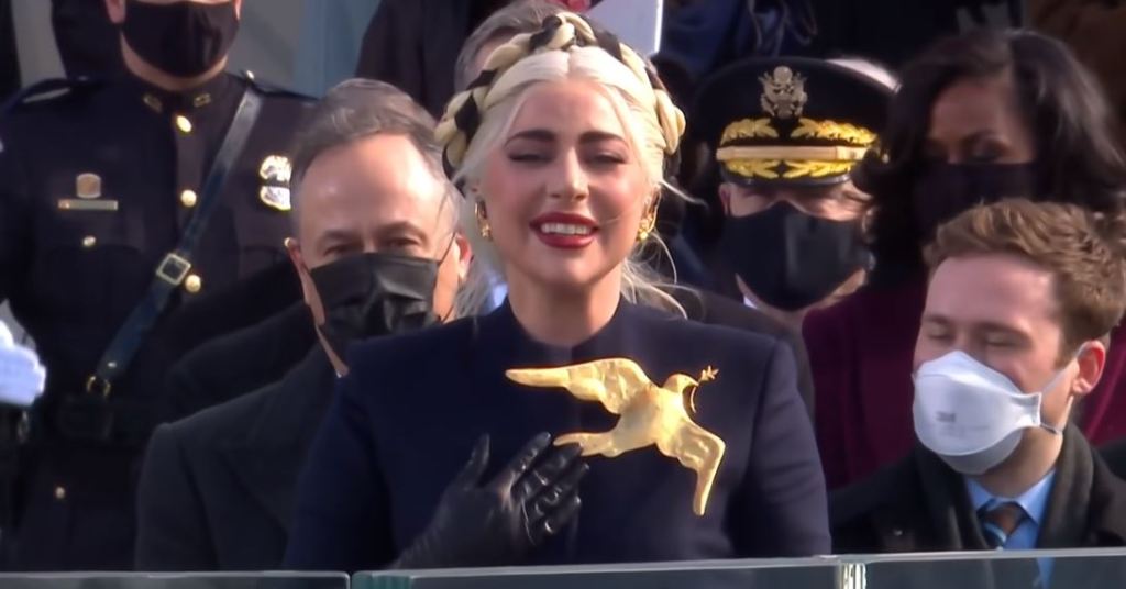 Il vestito antiproiettile di Lady Gaga